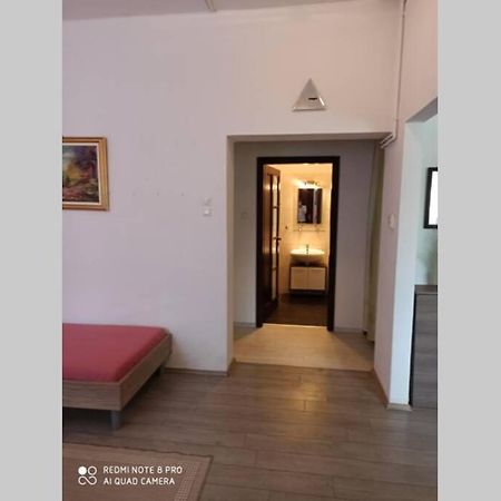 M&M Apartman Budapest Exteriör bild